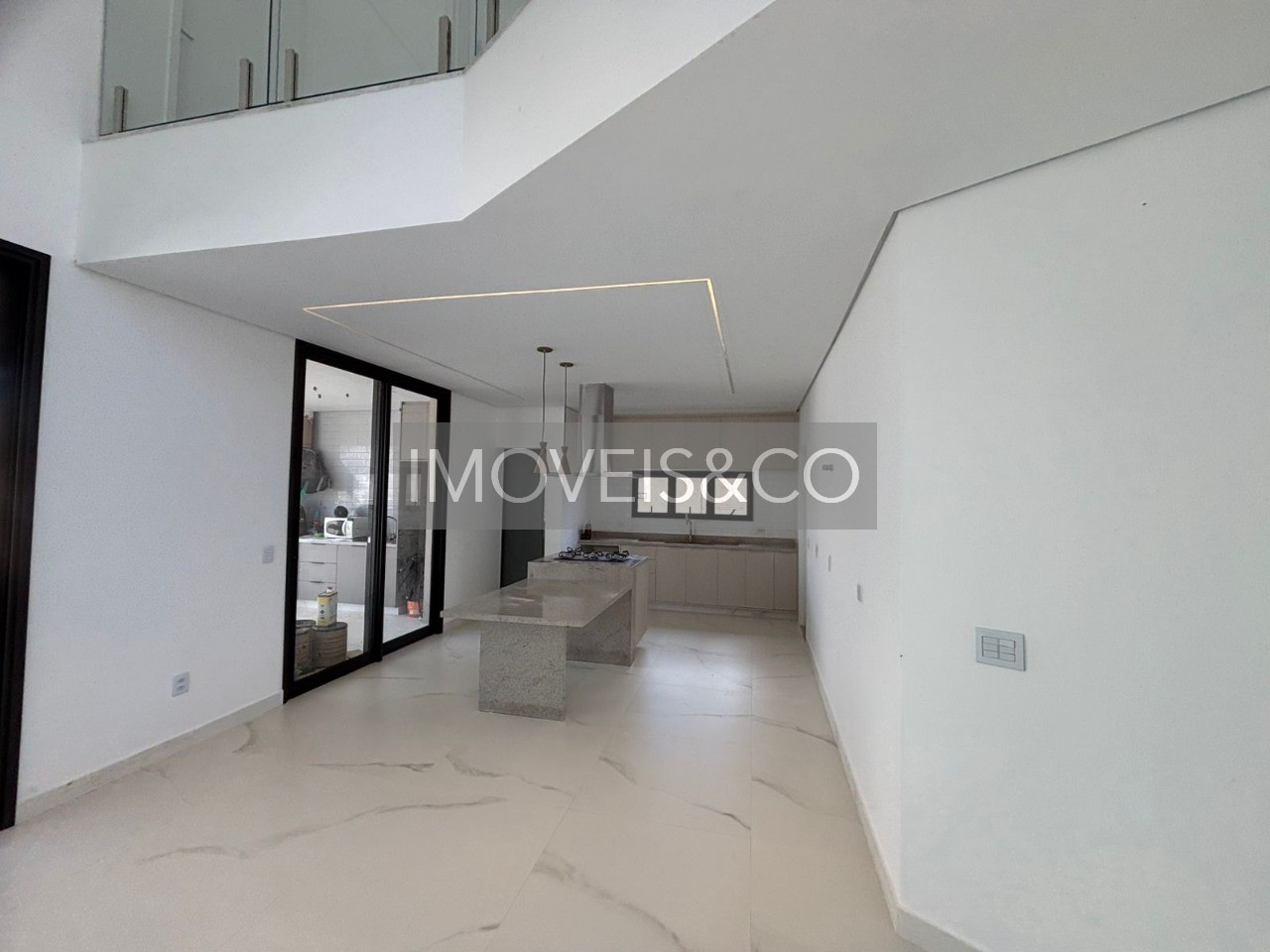 Casa à venda com 4 quartos, 328m² - Foto 21