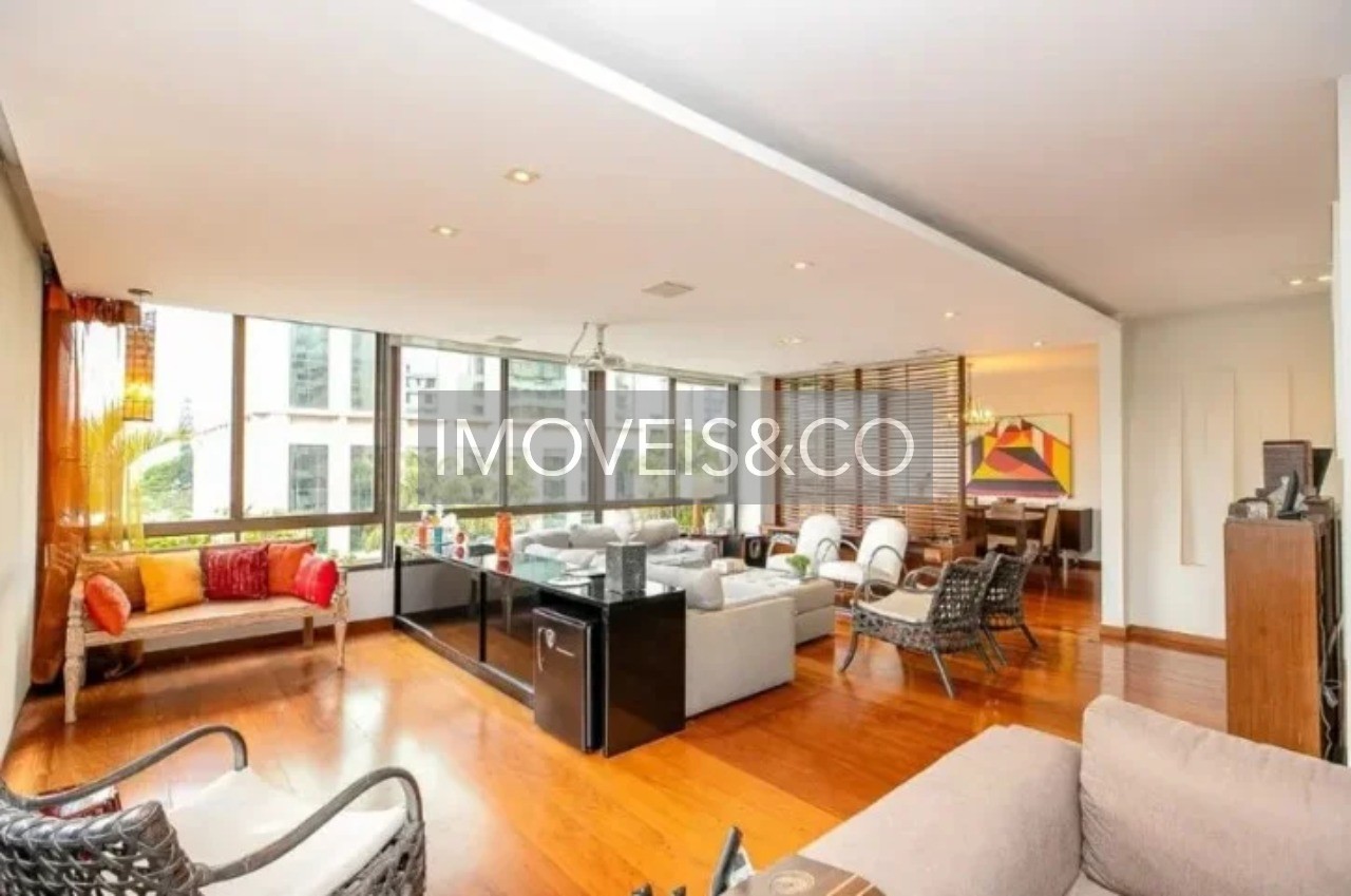 Apartamento, 3 quartos, 225 m² - Foto 1