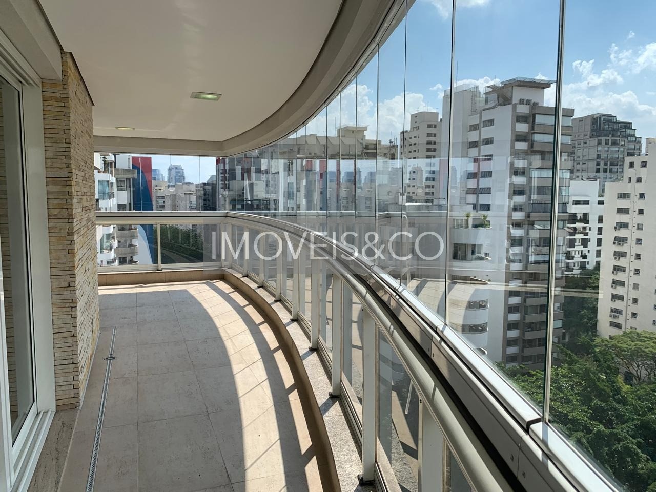 Apartamento, 3 quartos, 200 m² - Foto 1