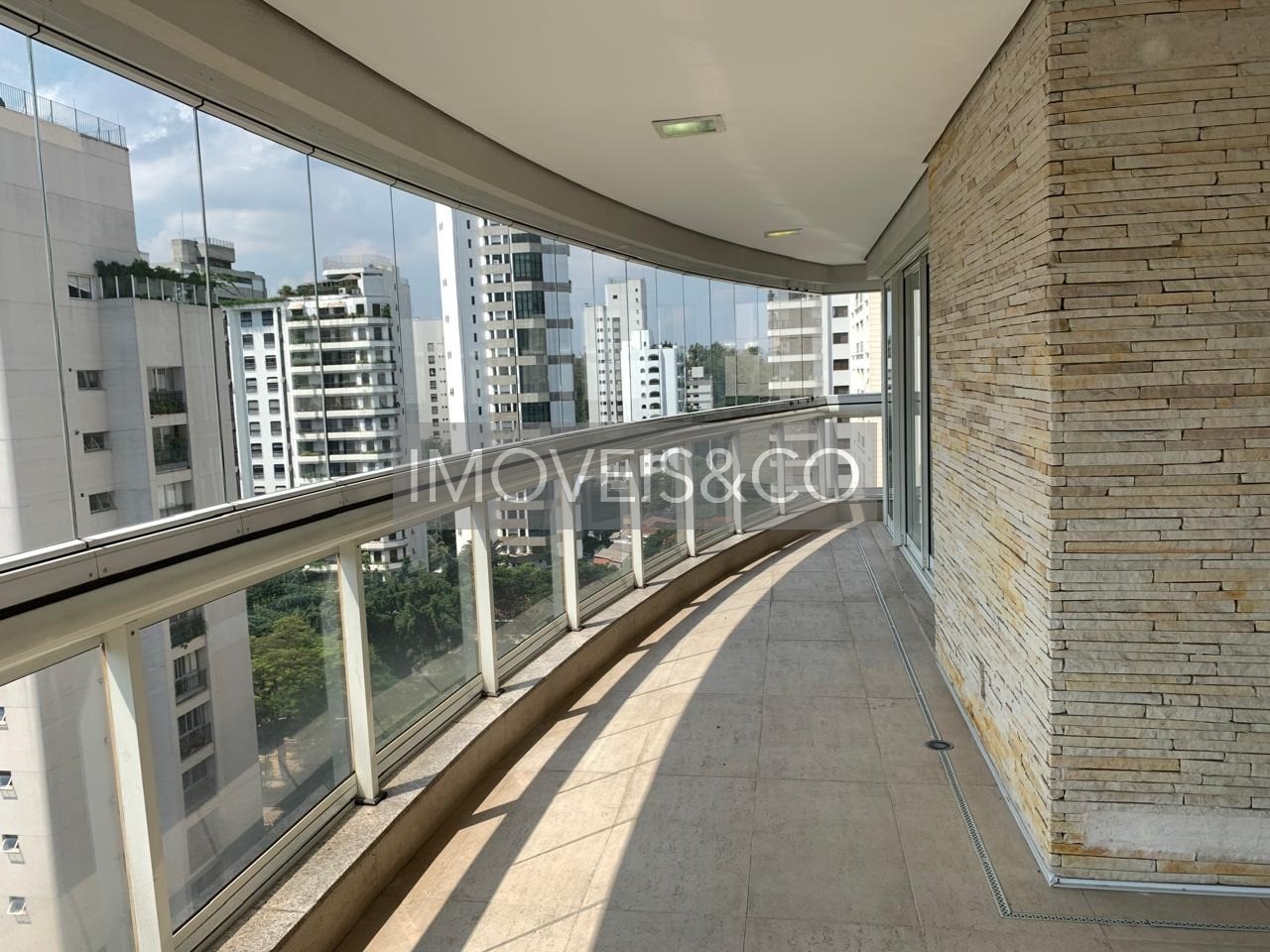 Apartamento, 3 quartos, 200 m² - Foto 2