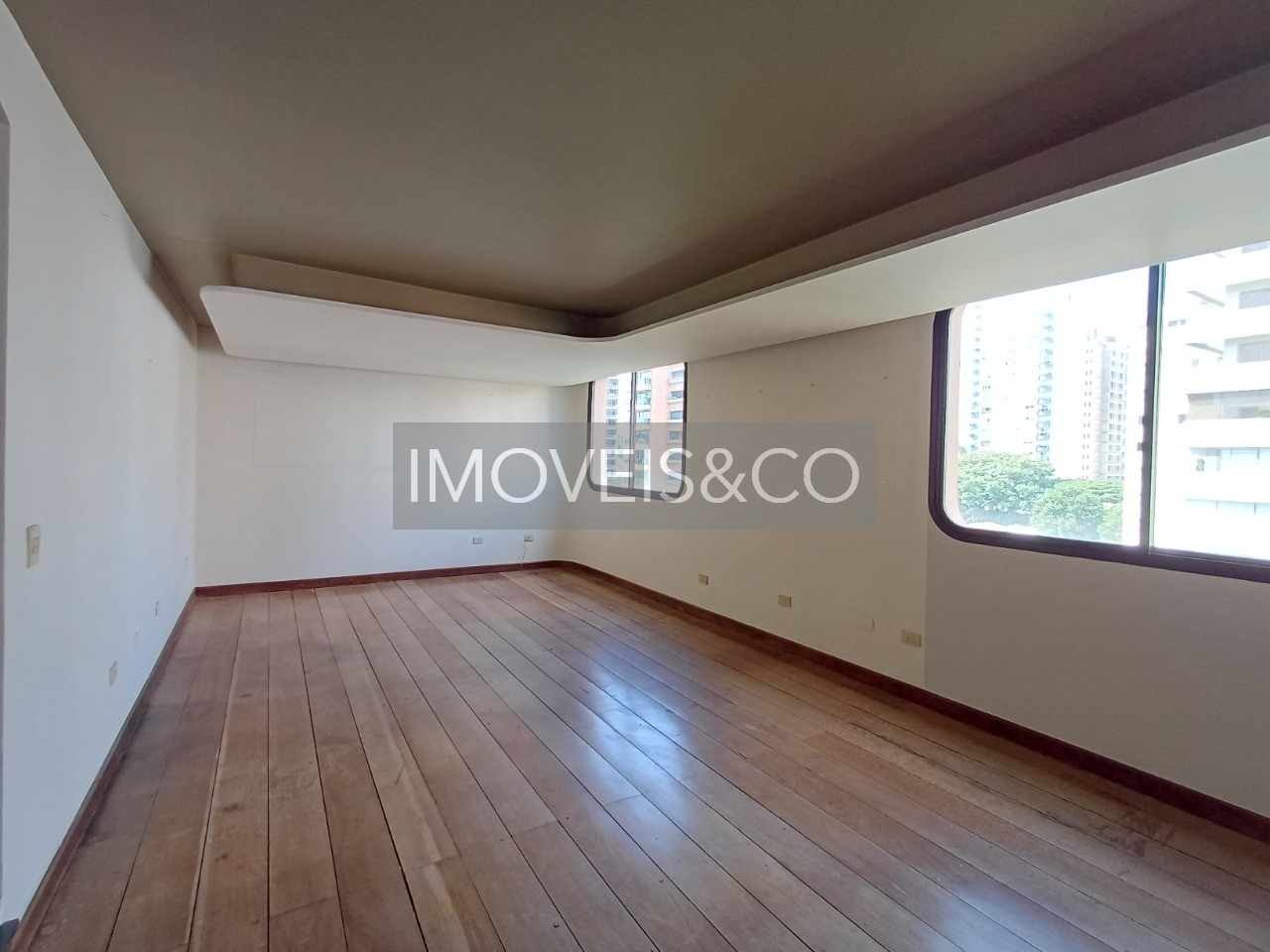 Apartamento, 3 quartos, 210 m² - Foto 1