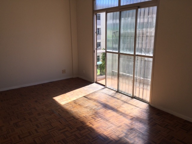 Apartamento à venda com 2 quartos, 80m² - Foto 5