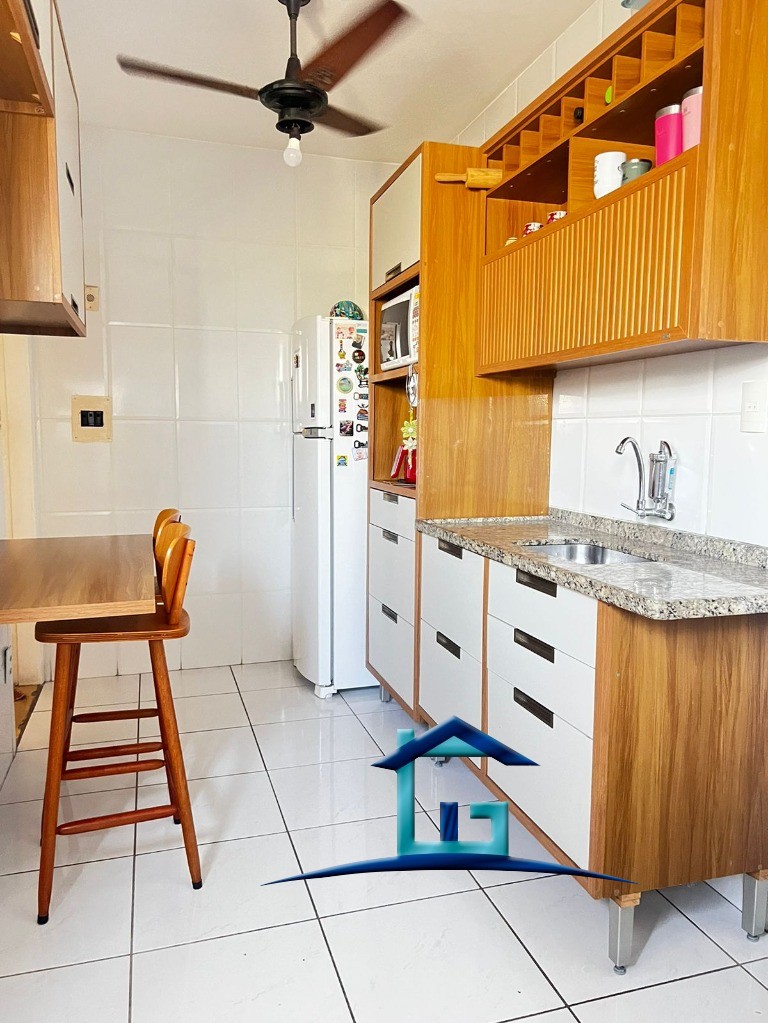 Apartamento à venda com 2 quartos, 65m² - Foto 4