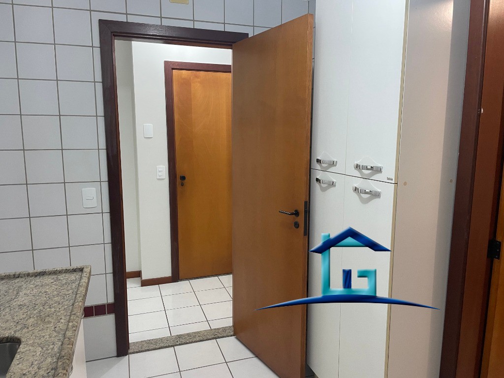 Apartamento à venda com 2 quartos, 70m² - Foto 7