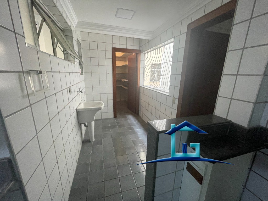 Apartamento à venda com 3 quartos, 135m² - Foto 22