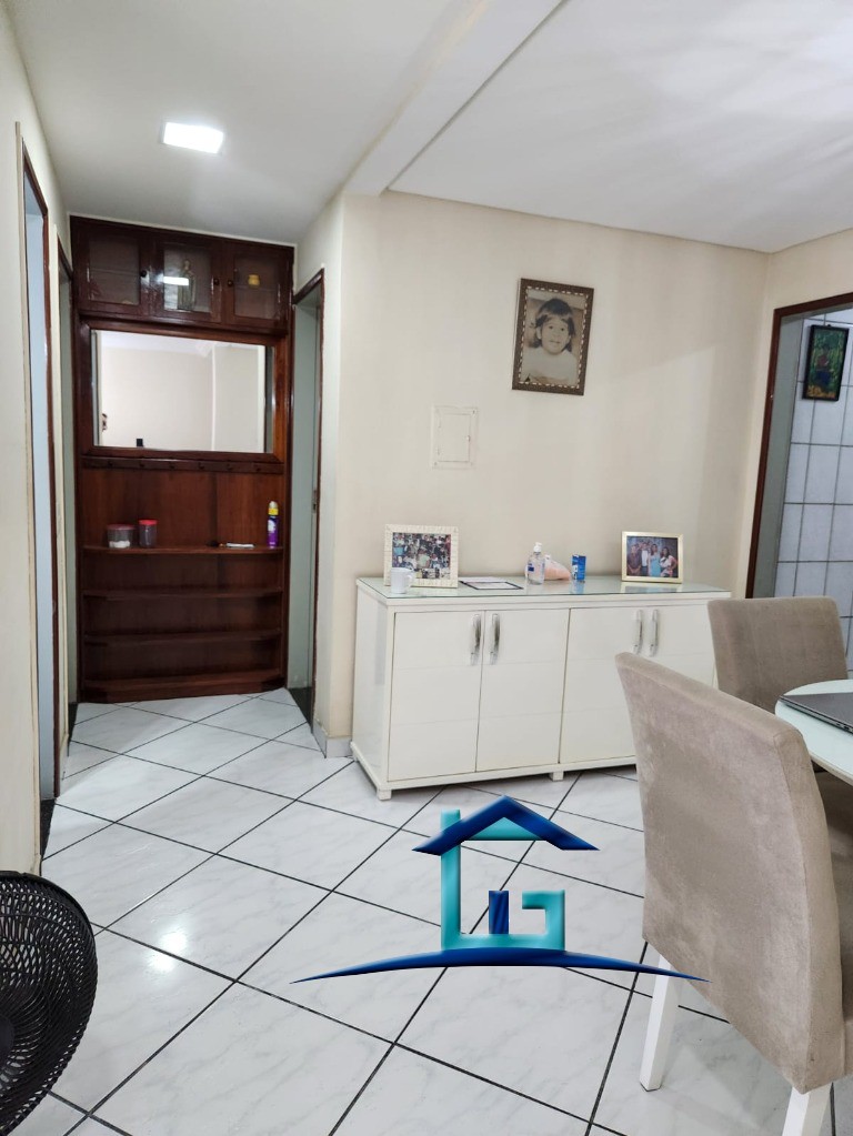 Apartamento à venda com 2 quartos, 65m² - Foto 3