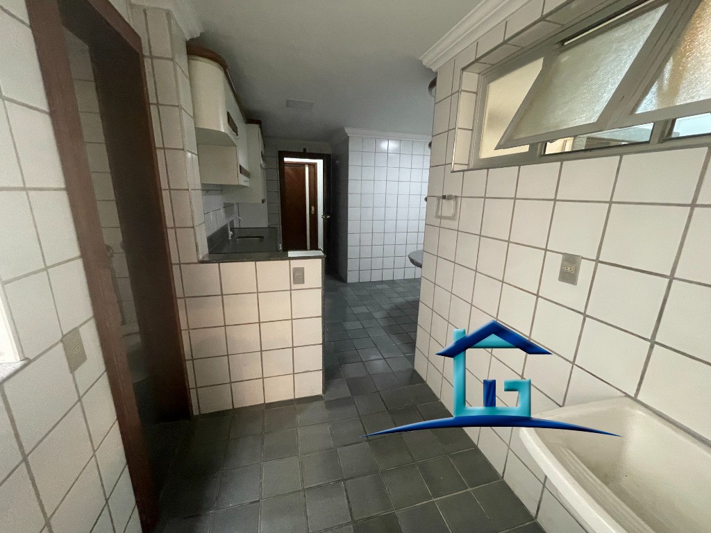 Apartamento à venda com 3 quartos, 135m² - Foto 24