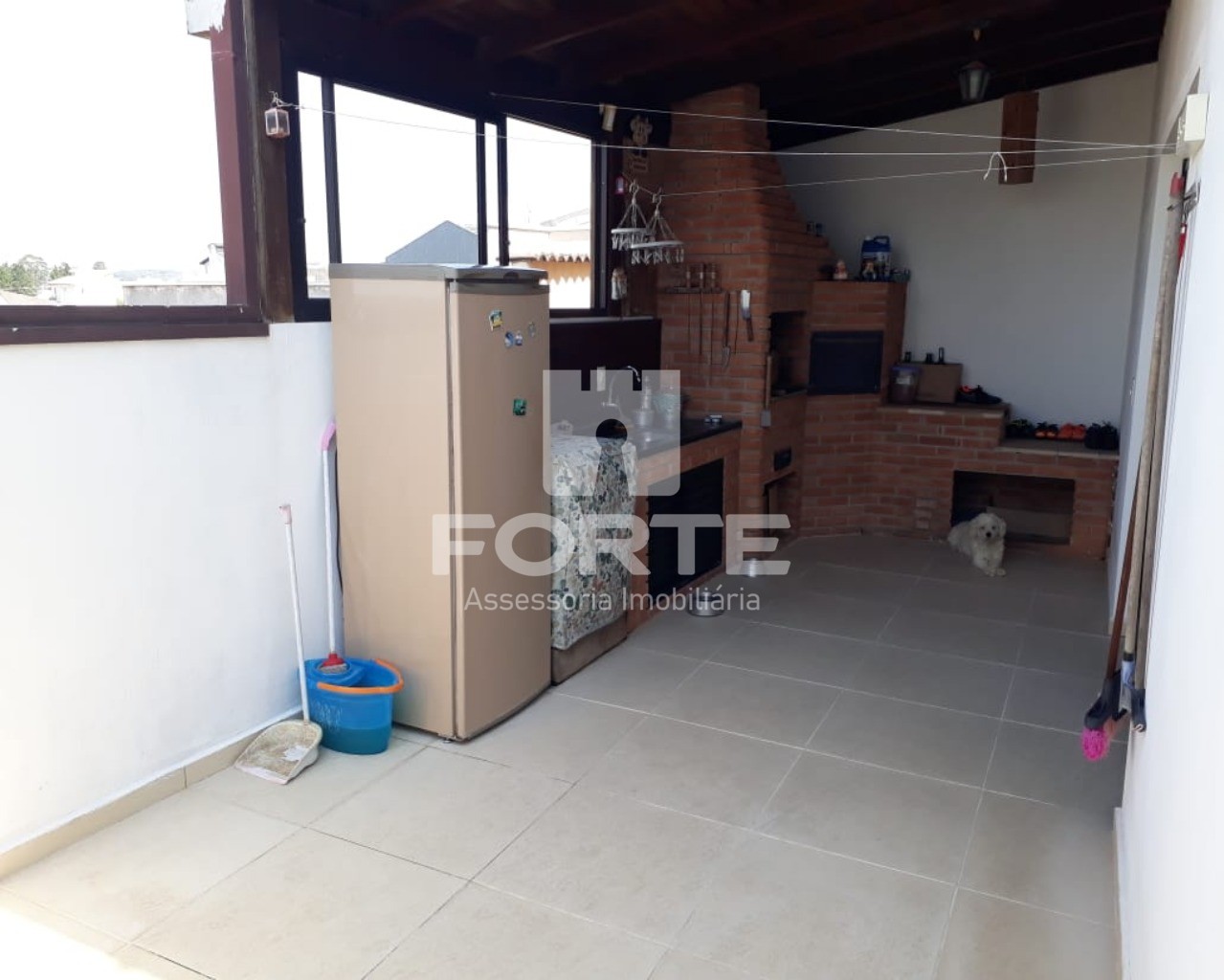 Casa à venda com 4 quartos, 150m² - Foto 4