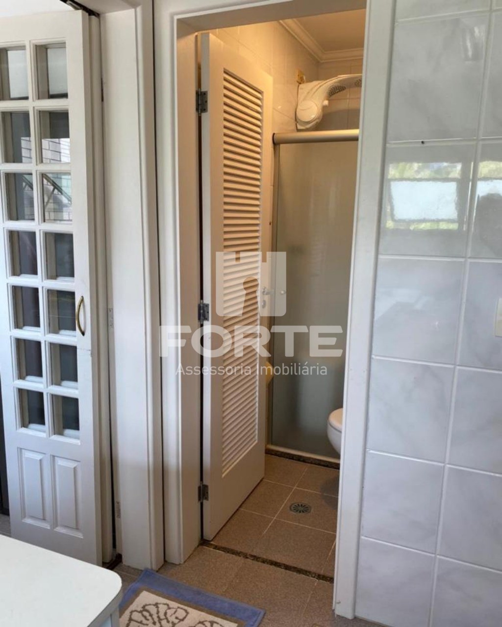 Apartamento à venda com 4 quartos, 240m² - Foto 9