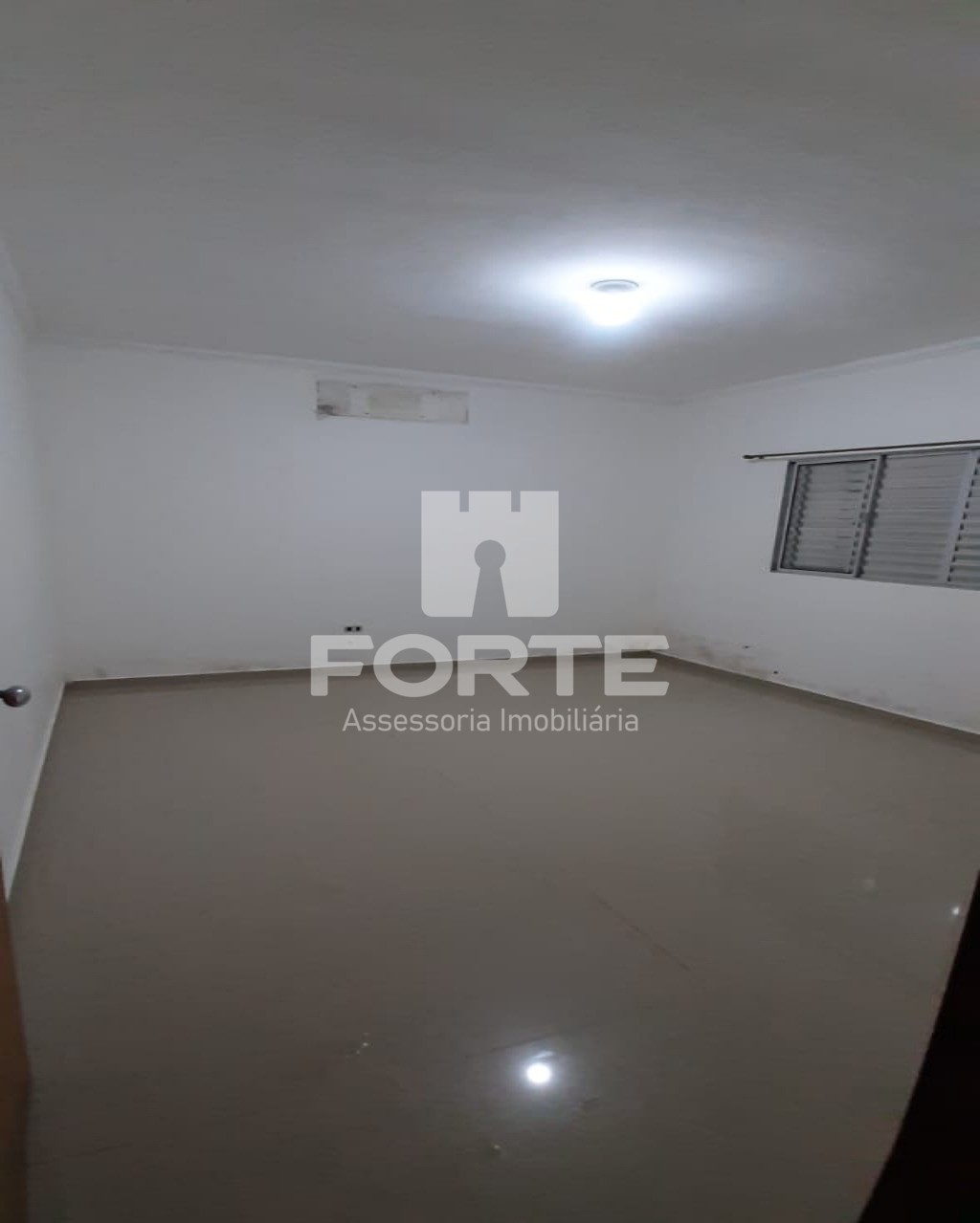 Casa à venda com 3 quartos, 125m² - Foto 4