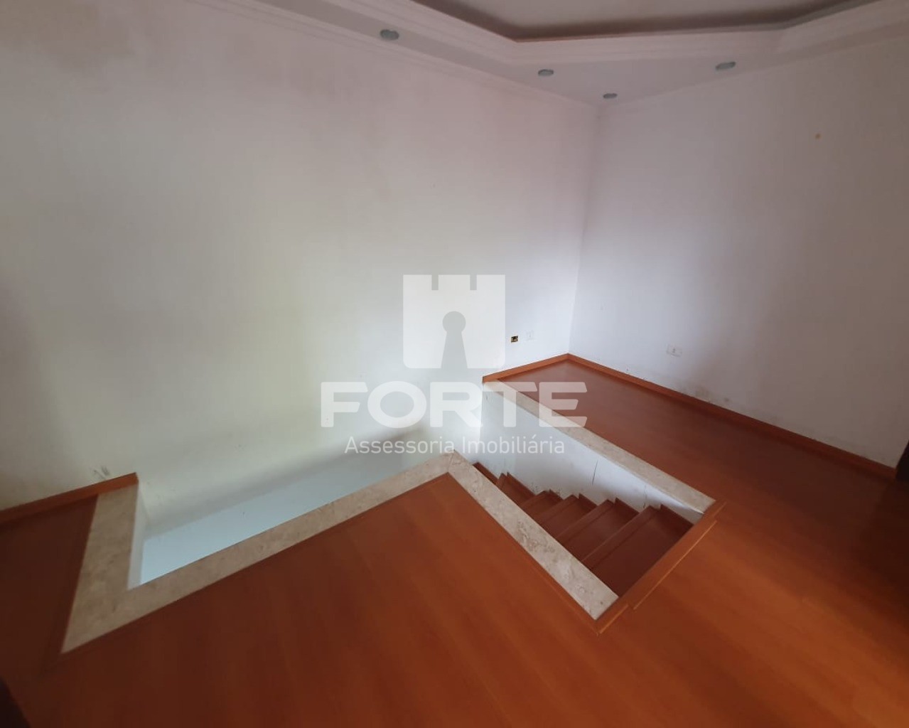 Casa à venda com 3 quartos, 242m² - Foto 25