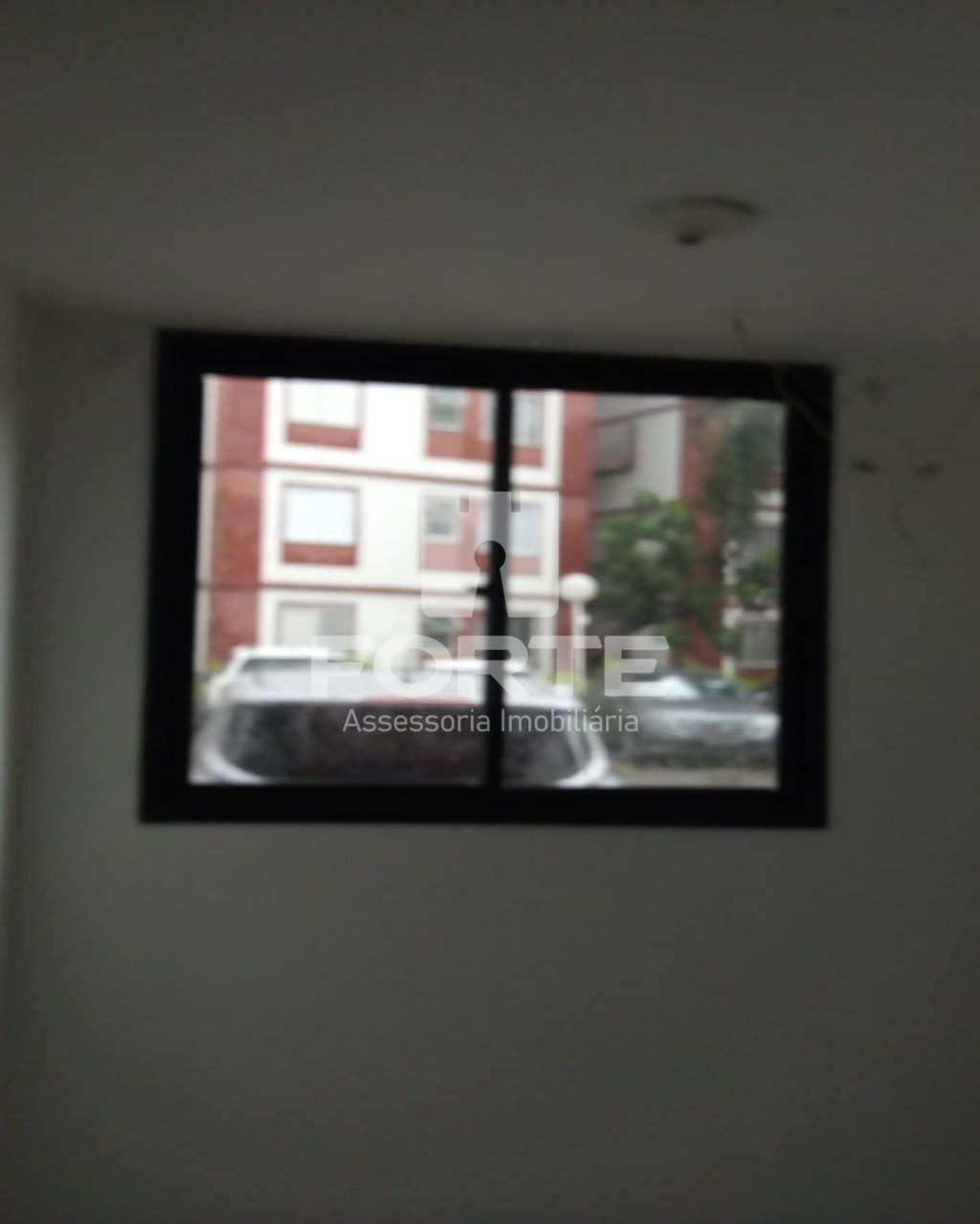 Apartamento para alugar com 3 quartos, 82m² - Foto 2