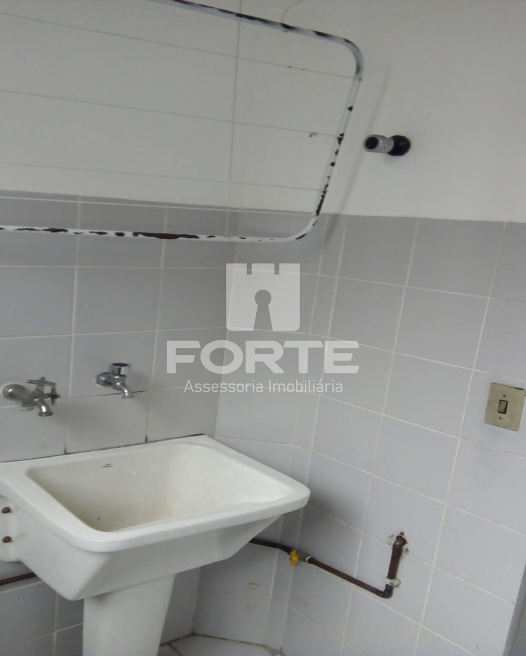 Apartamento para alugar com 3 quartos, 82m² - Foto 11