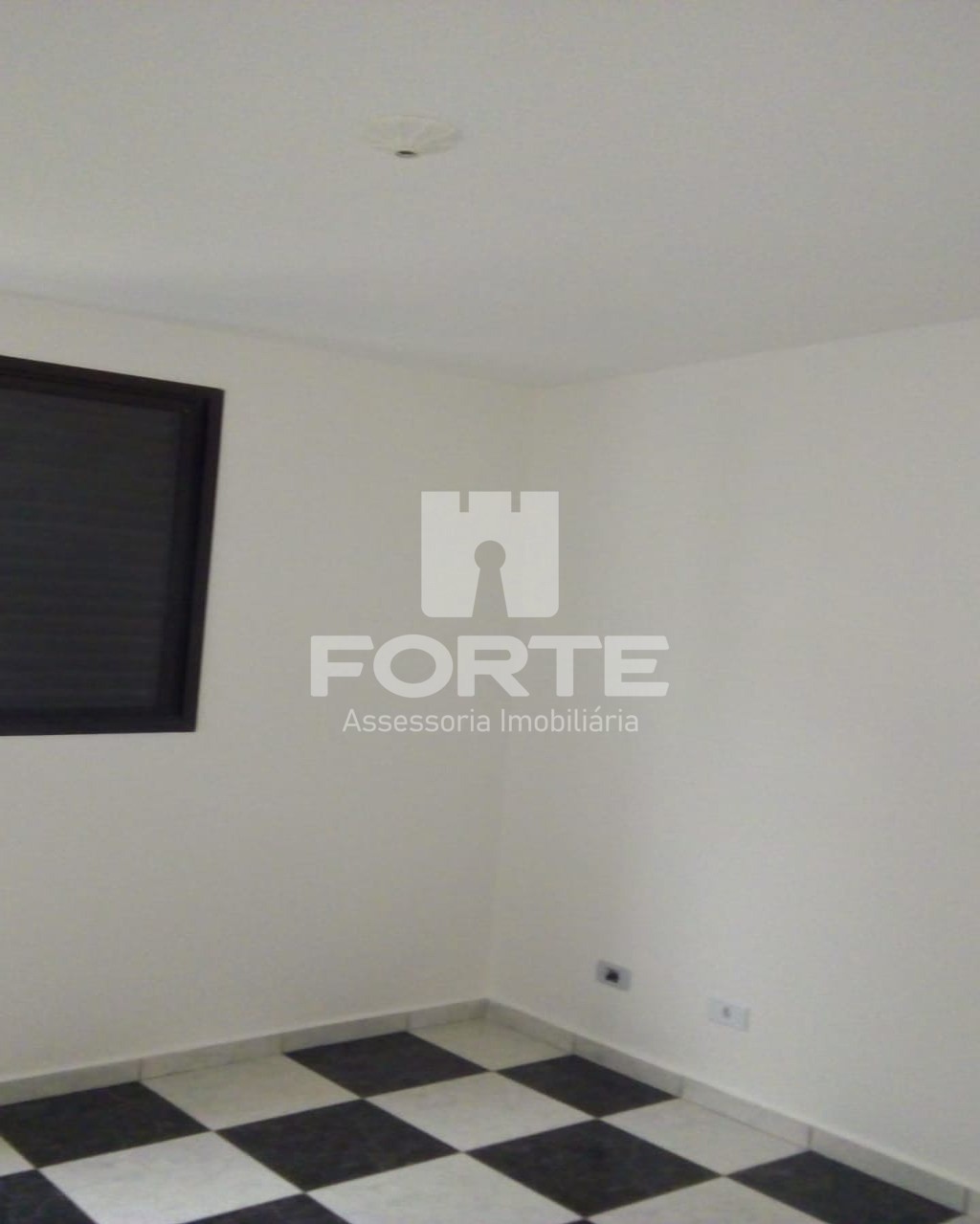 Apartamento para alugar com 3 quartos, 82m² - Foto 13