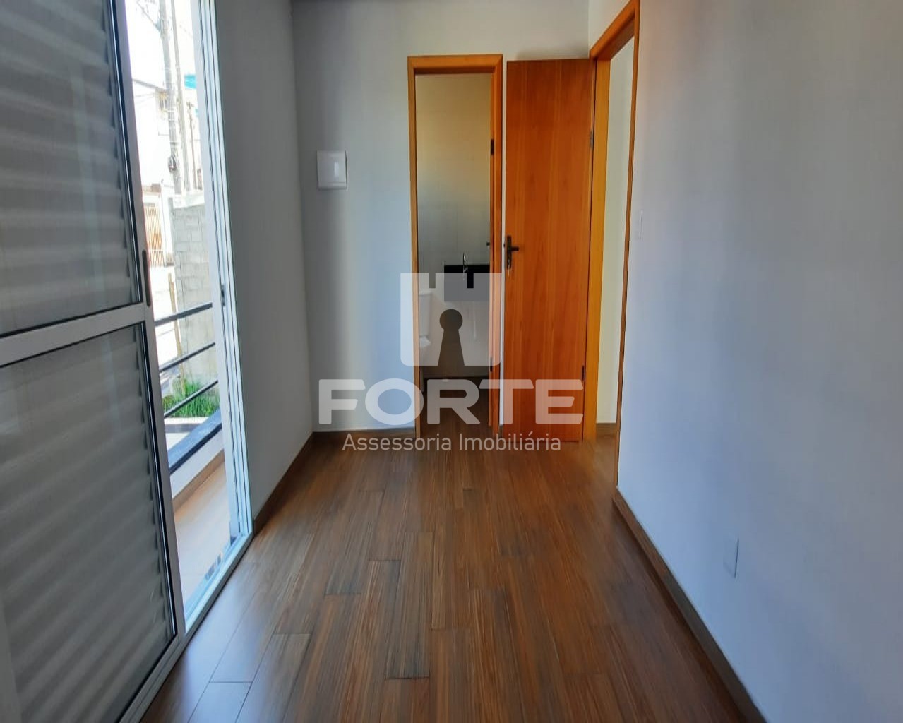 Casa à venda com 3 quartos, 110m² - Foto 13