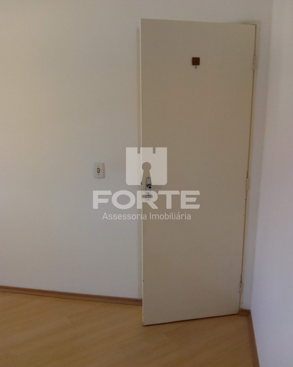 Apartamento à venda com 2 quartos, 63m² - Foto 4