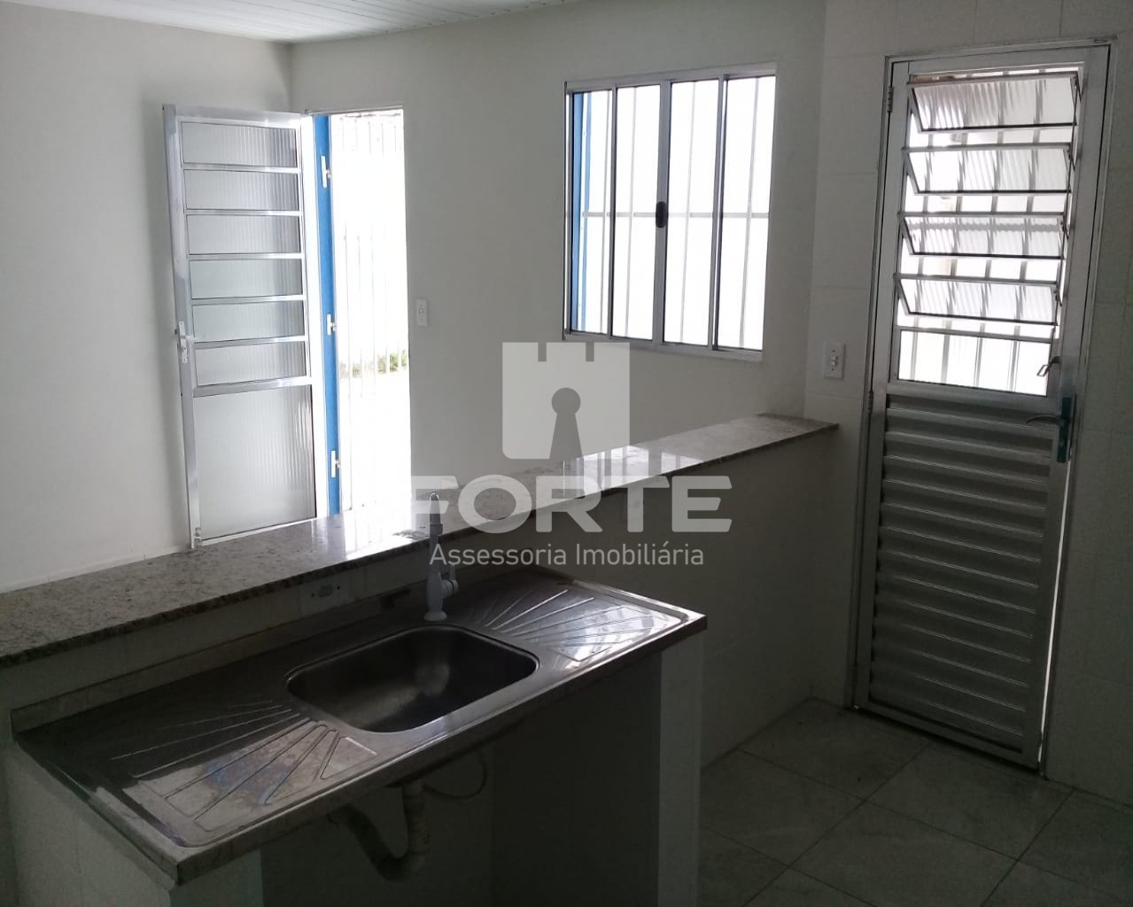 Casa à venda com 2 quartos, 330m² - Foto 22