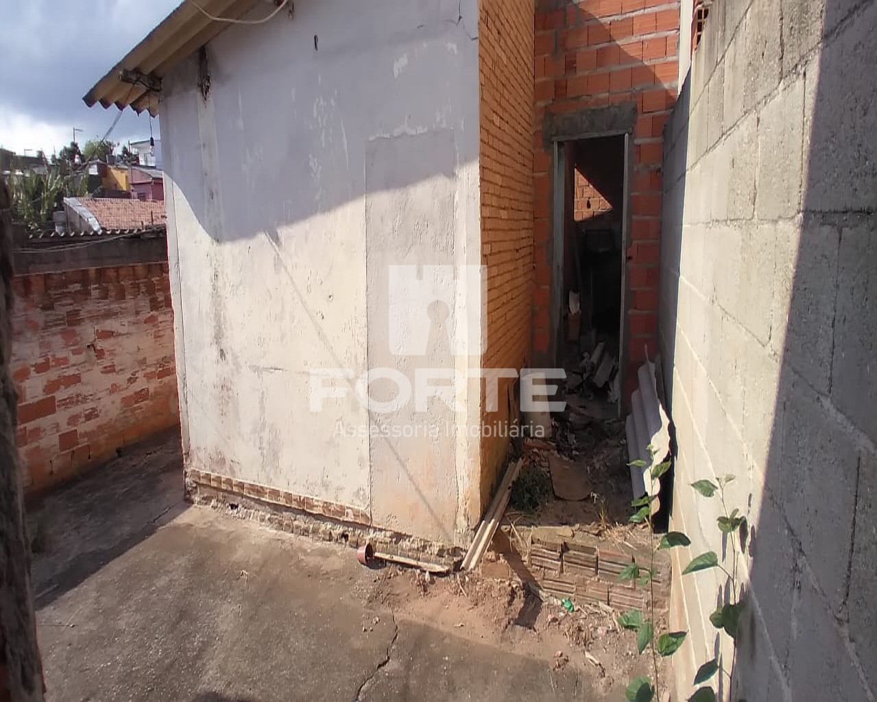 Casa à venda com 2 quartos, 400m² - Foto 10