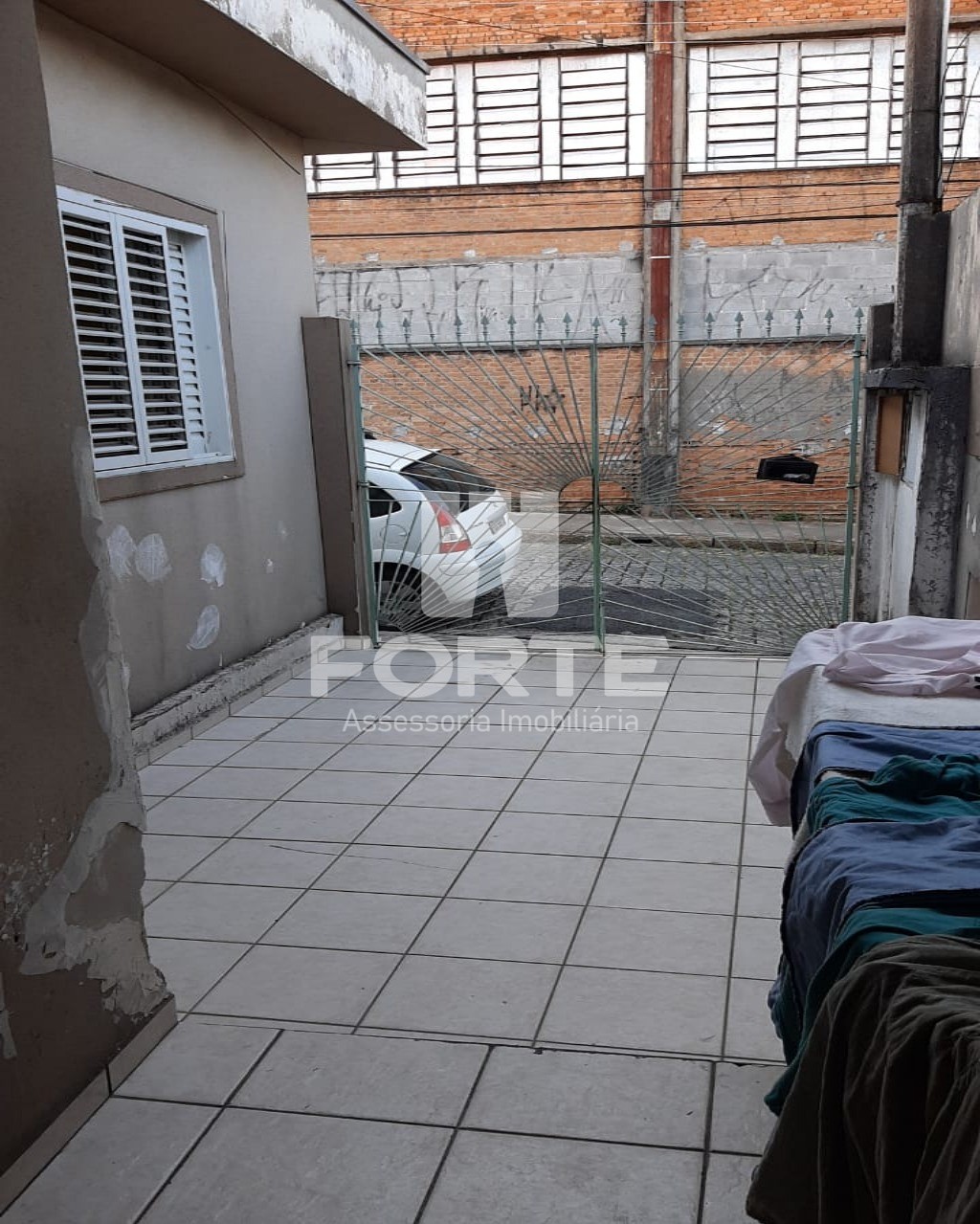 Casa à venda com 3 quartos, 124m² - Foto 2