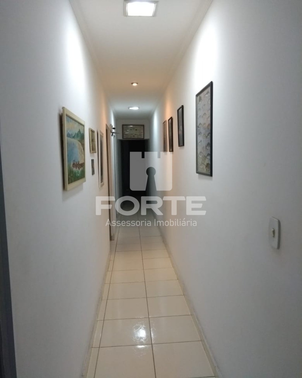 Casa à venda com 3 quartos, 150m² - Foto 11