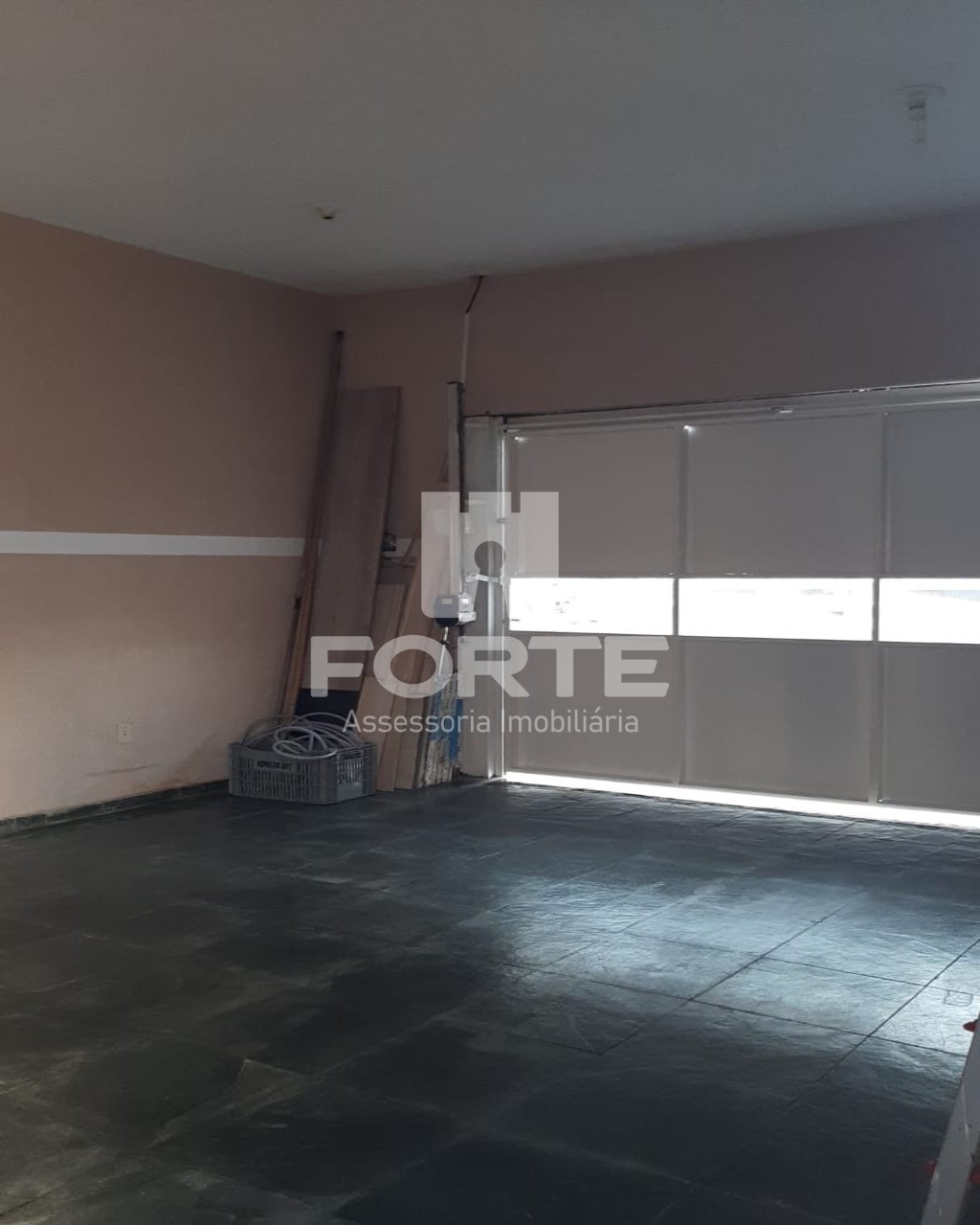 Casa à venda com 2 quartos, 300m² - Foto 6