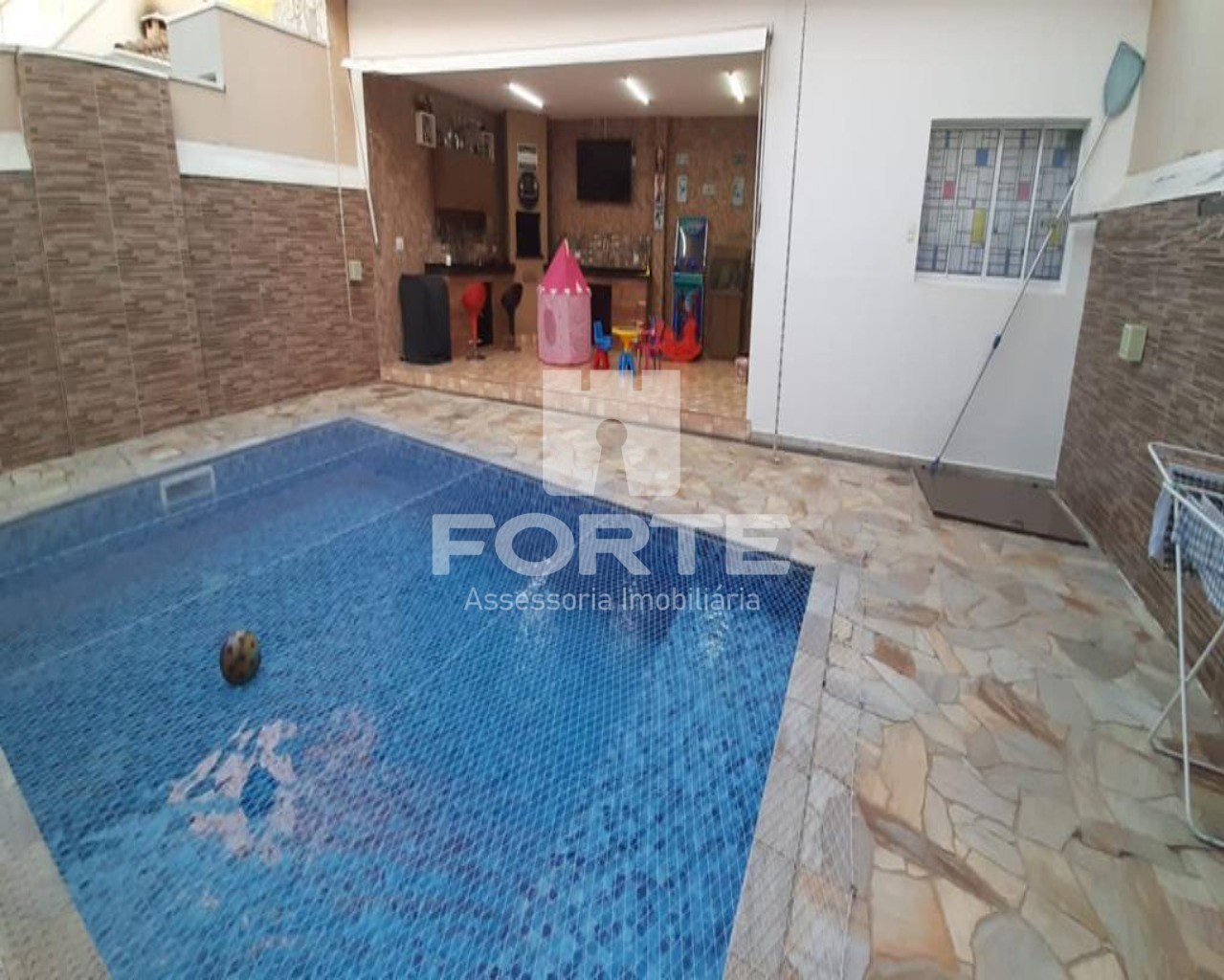 Casa à venda com 4 quartos, 290m² - Foto 25