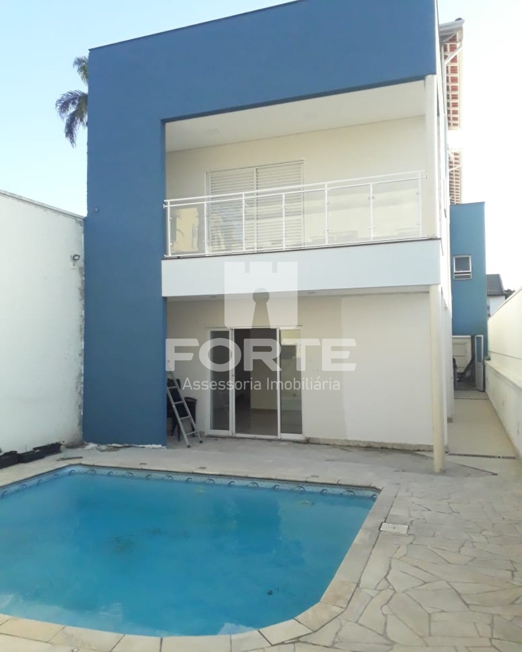 Casa à venda com 3 quartos, 435m² - Foto 1