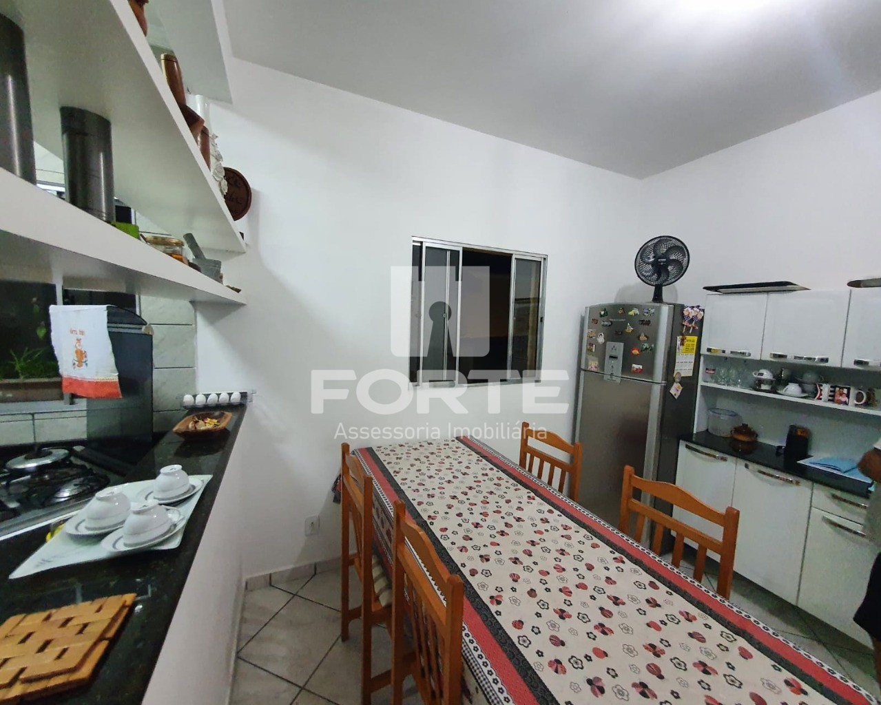 Casa à venda com 3 quartos, 156m² - Foto 18