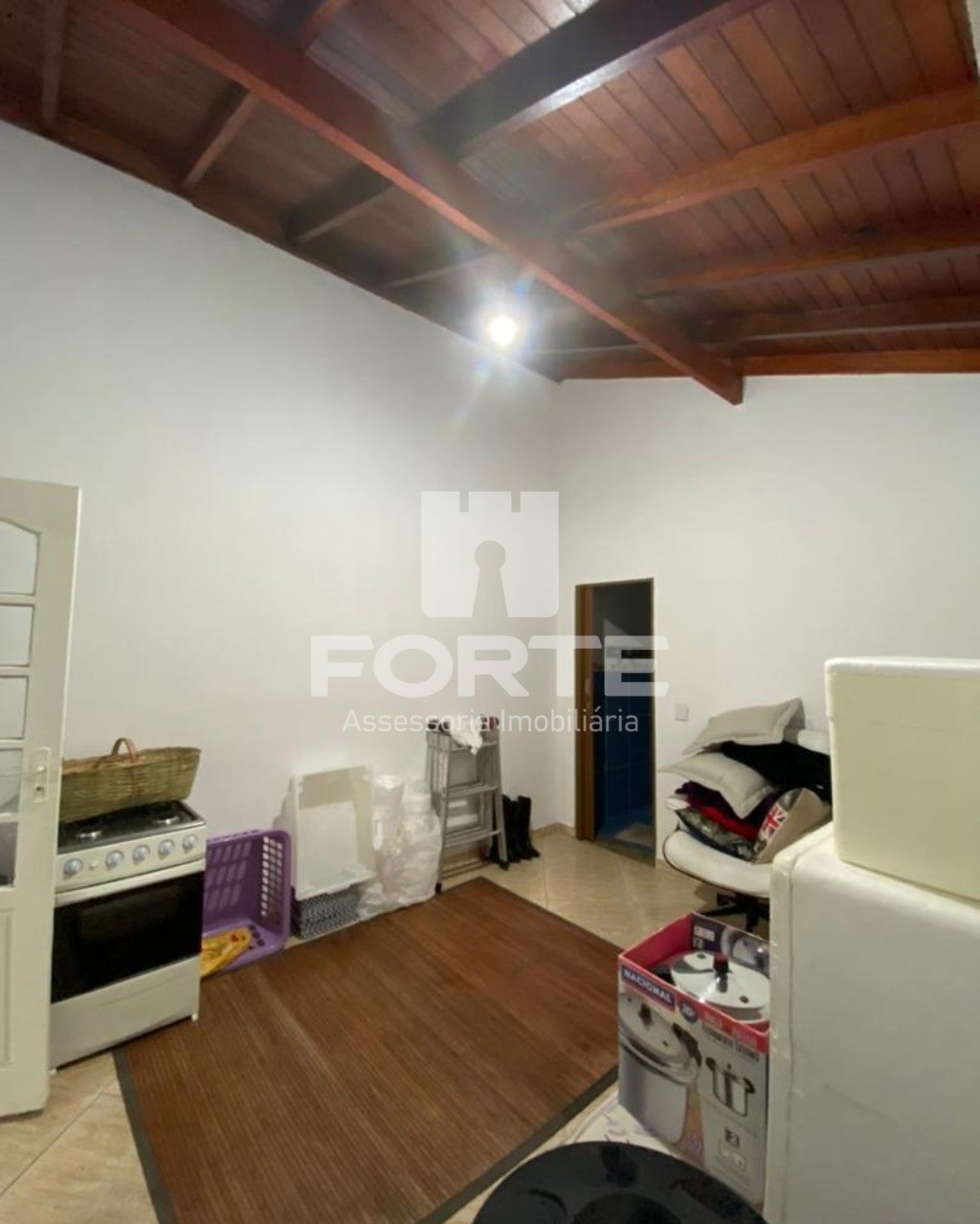 Casa à venda com 4 quartos, 210m² - Foto 6