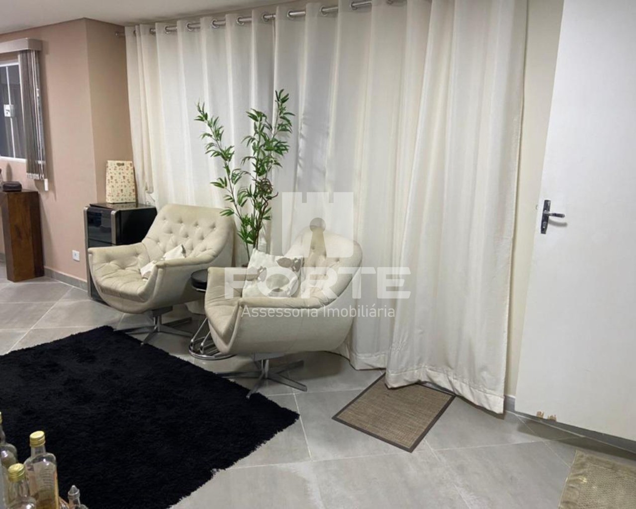 Casa à venda com 4 quartos, 210m² - Foto 16