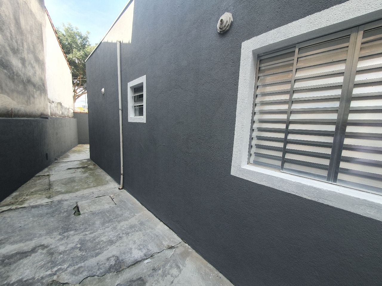 Casa à venda com 2 quartos, 70m² - Foto 27