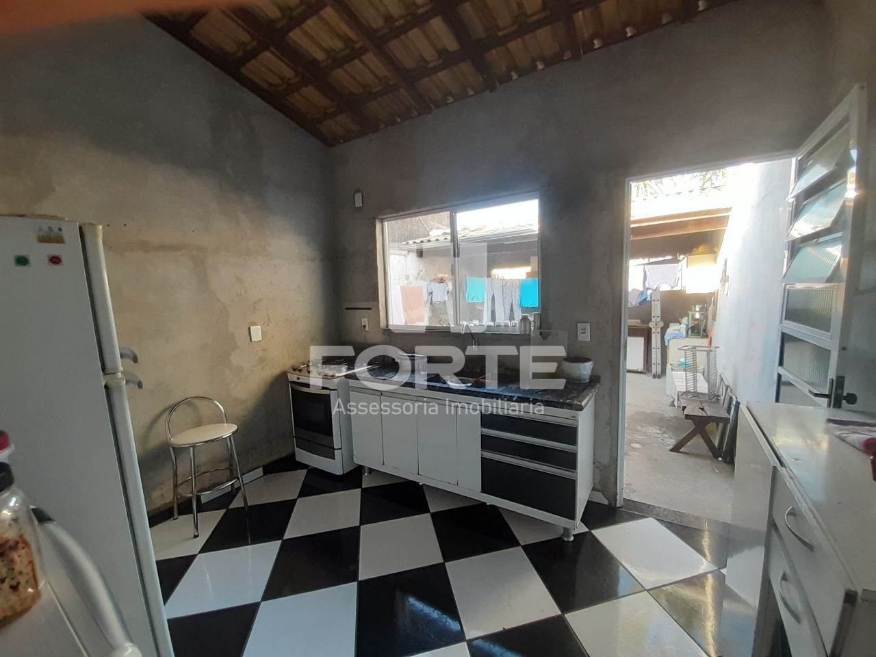 Casa à venda com 3 quartos, 148m² - Foto 37