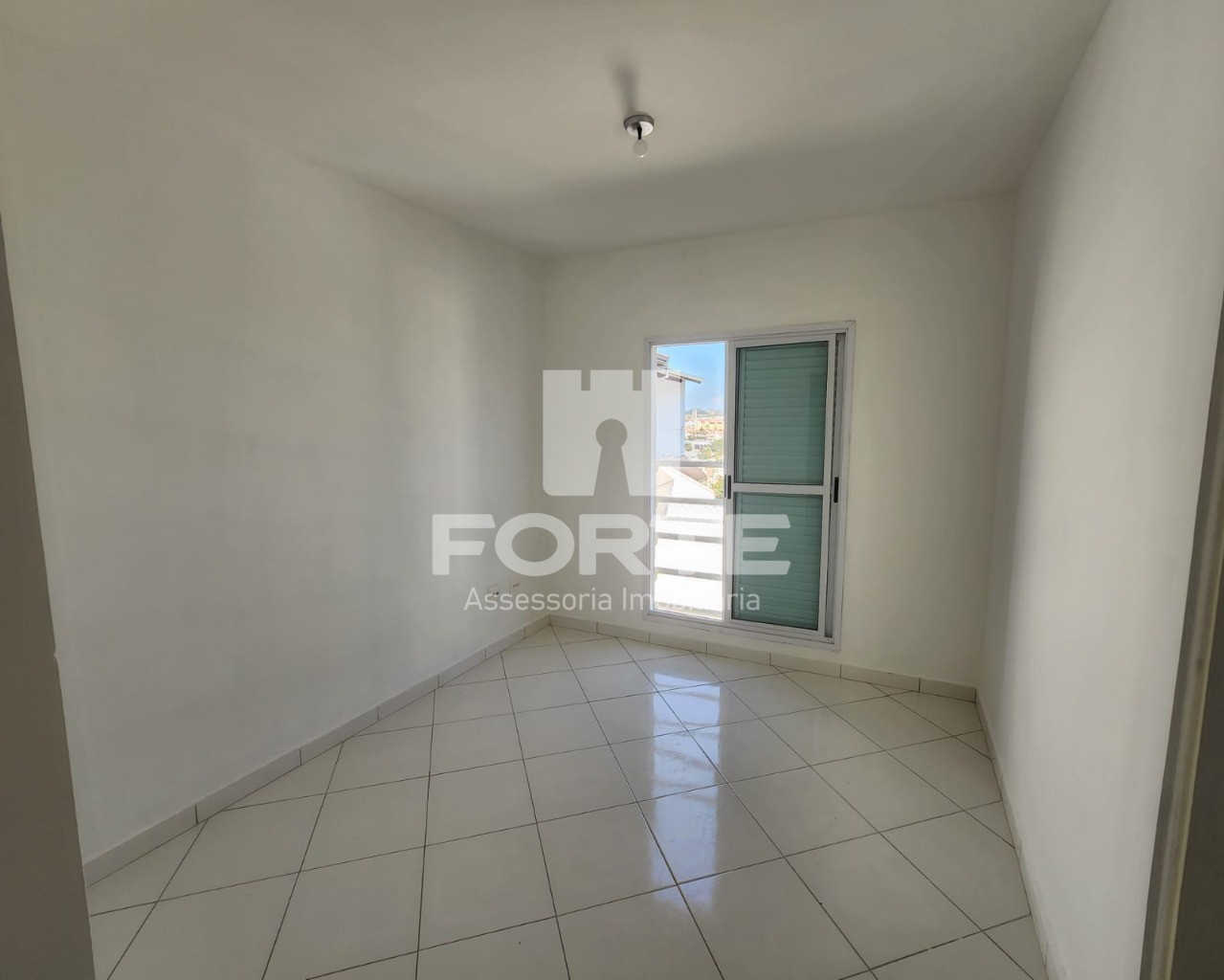 Casa para alugar com 3 quartos, 85m² - Foto 15