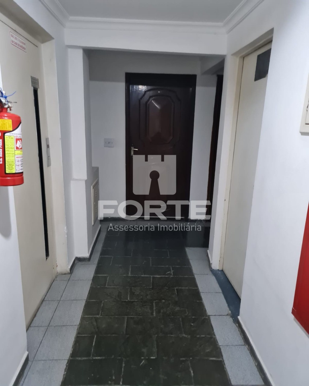 Apartamento à venda com 3 quartos, 150m² - Foto 11