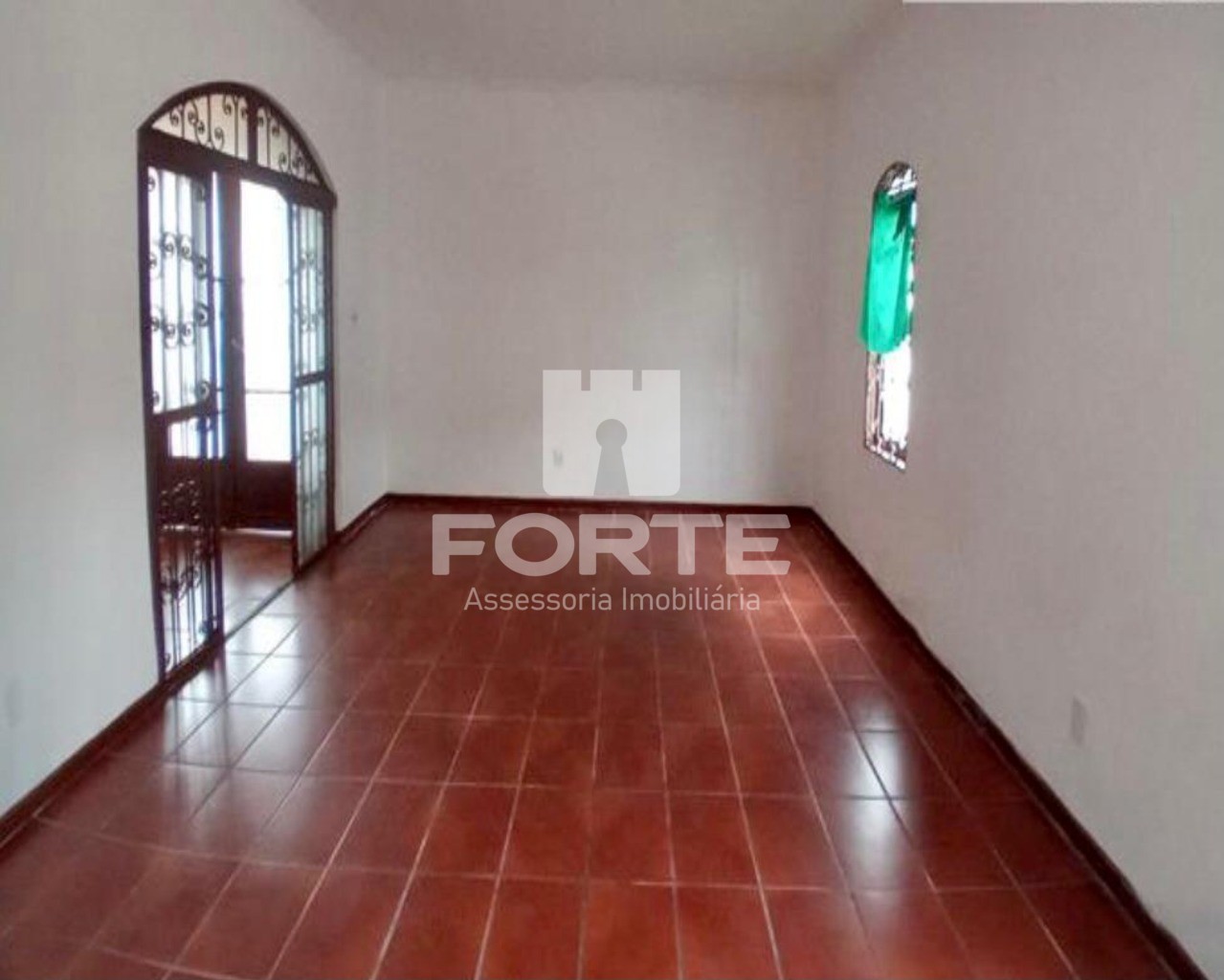 Casa, 2 quartos, 237 m² - Foto 1