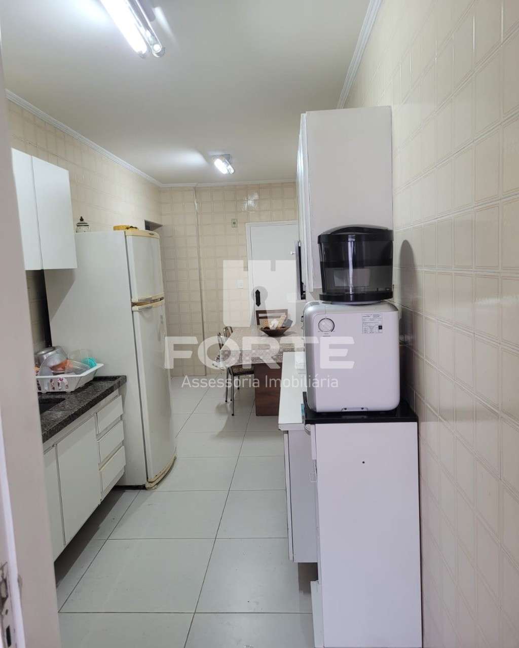 Apartamento à venda com 3 quartos, 135m² - Foto 5