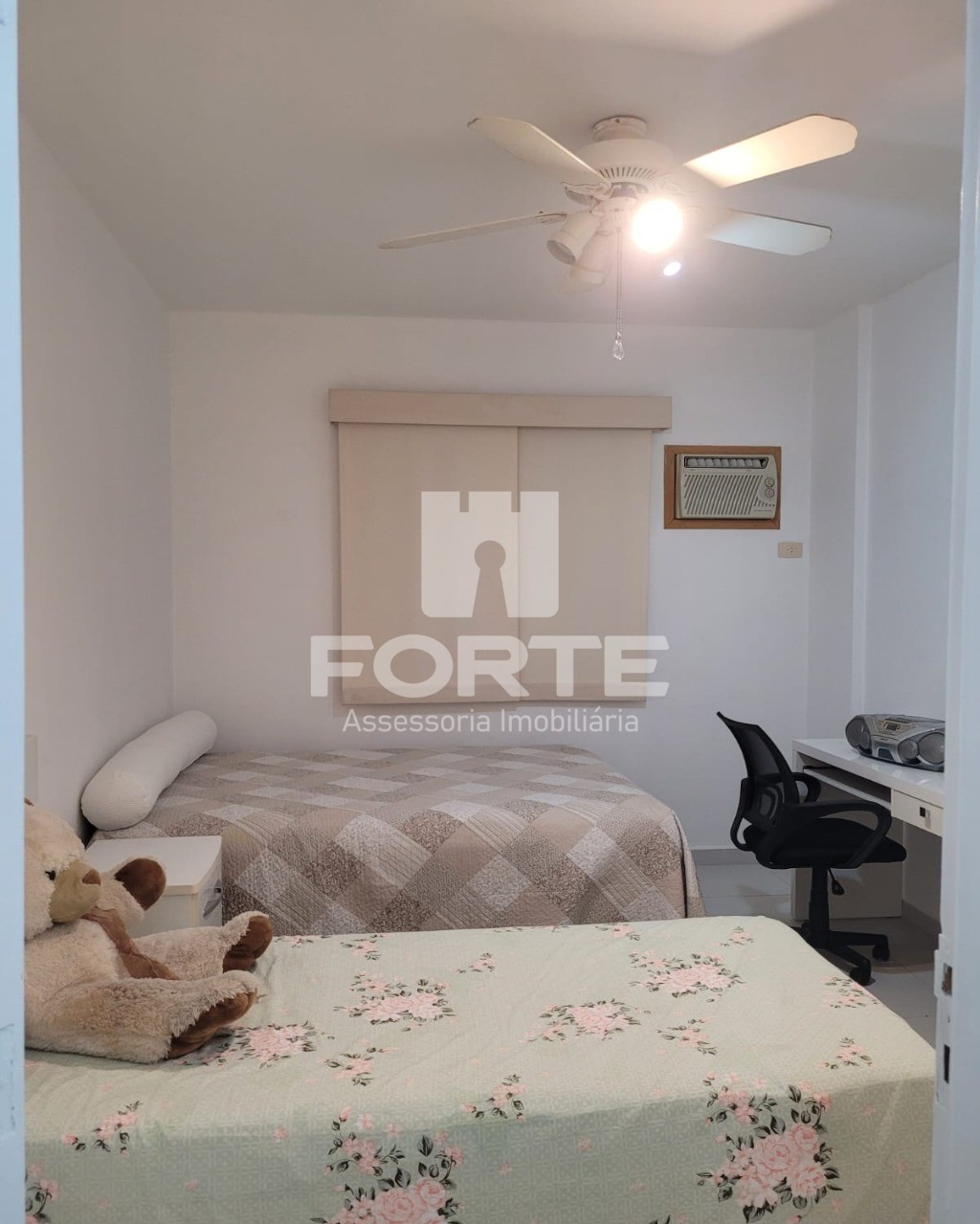 Apartamento à venda com 3 quartos, 135m² - Foto 11