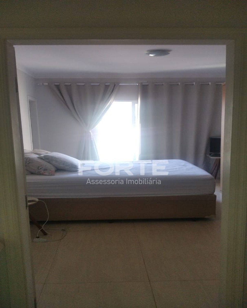 Casa à venda com 3 quartos, 300m² - Foto 14