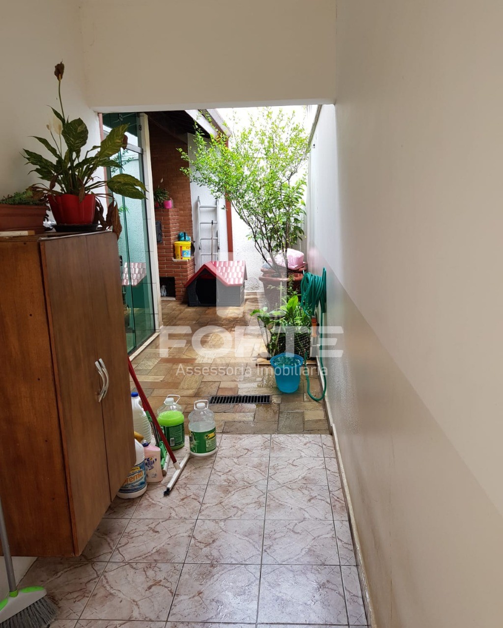 Casa à venda com 3 quartos, 150m² - Foto 9