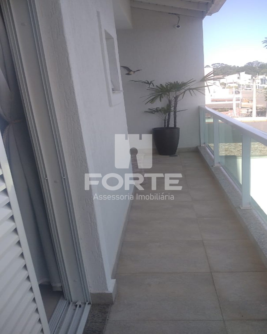 Casa à venda com 3 quartos, 300m² - Foto 4