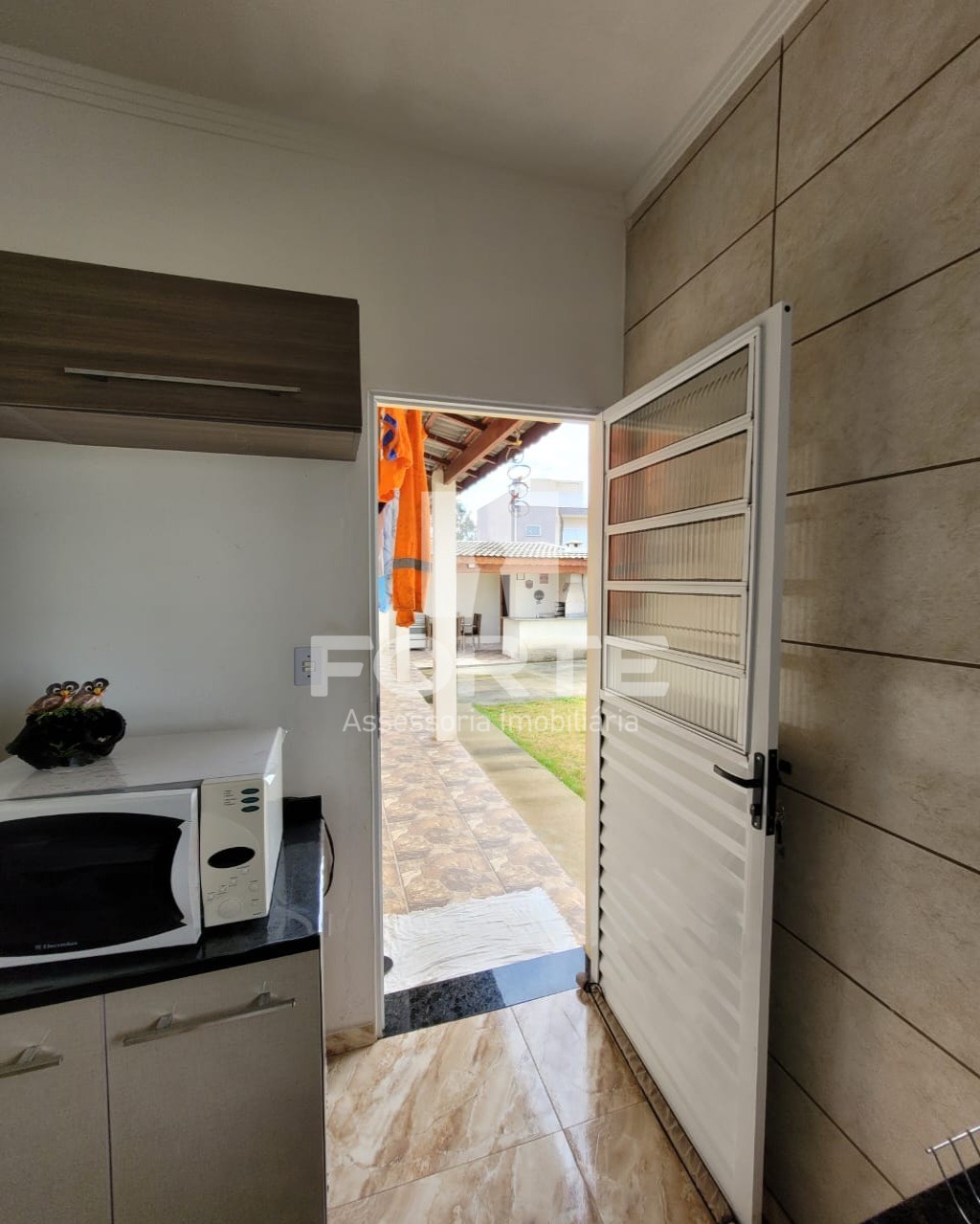 Casa à venda com 2 quartos, 250m² - Foto 12