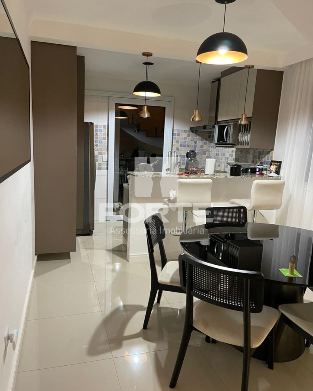 Casa à venda com 3 quartos, 160m² - Foto 4