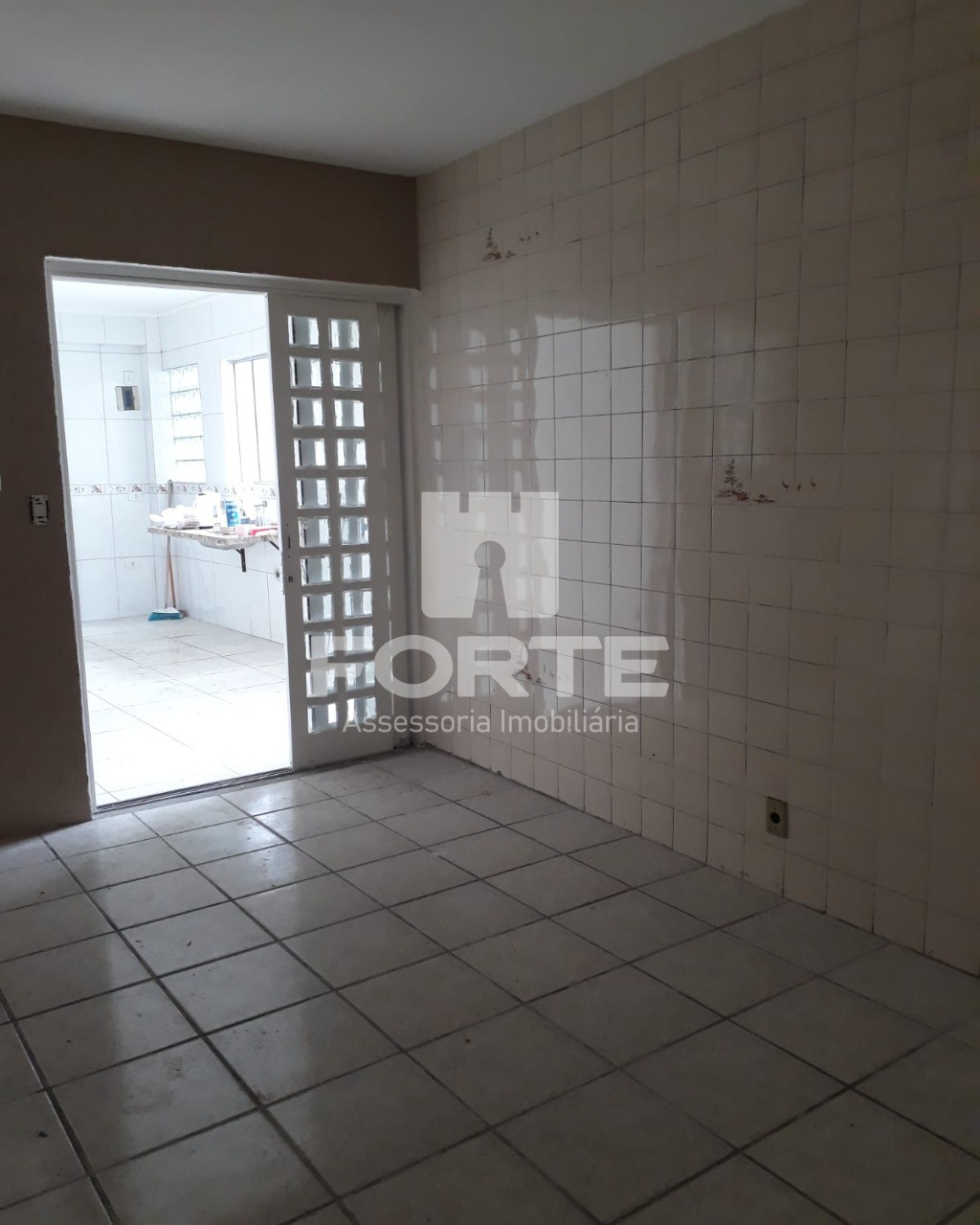 Casa à venda com 2 quartos, 150m² - Foto 17