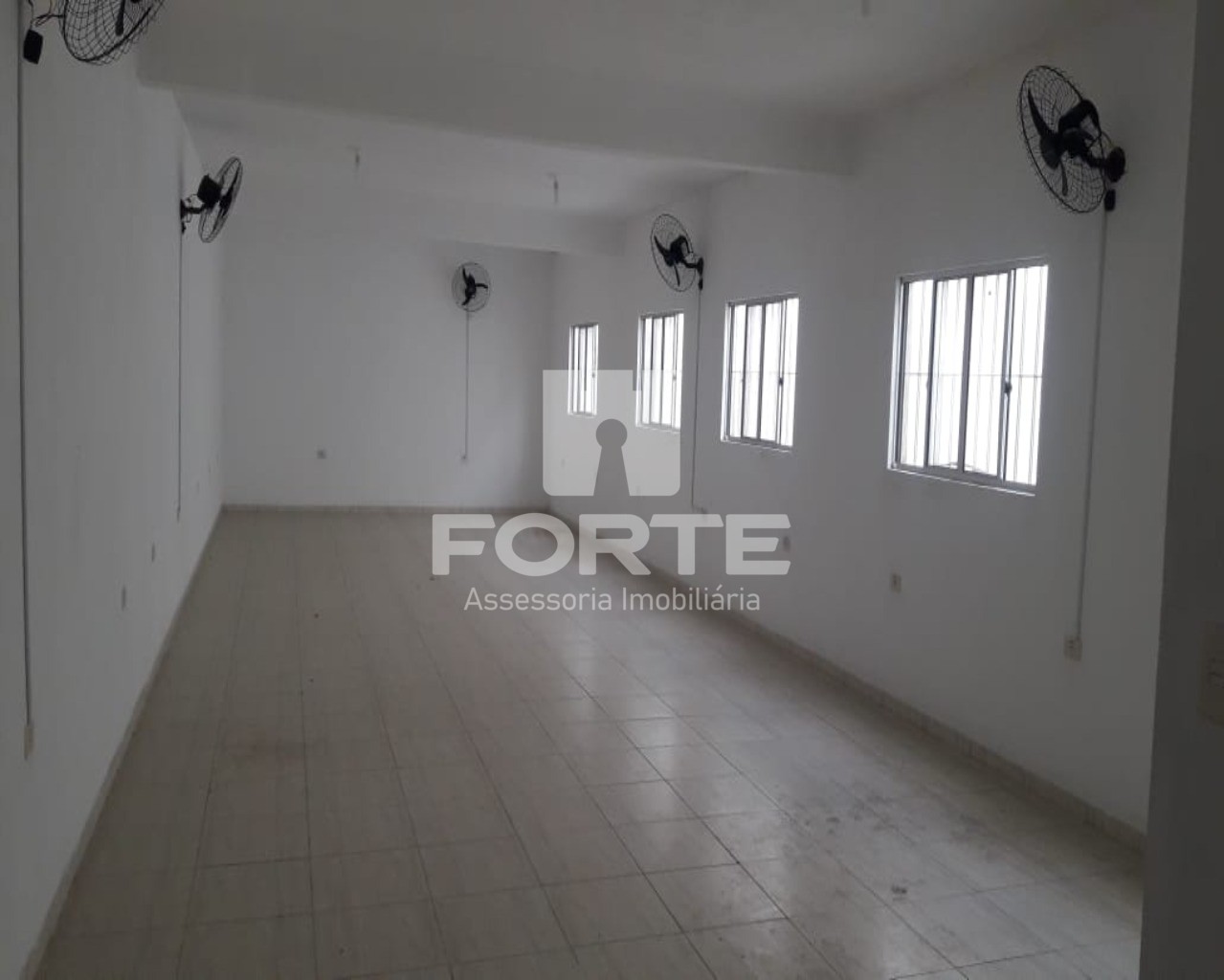 Loja-Salão para alugar, 160m² - Foto 3