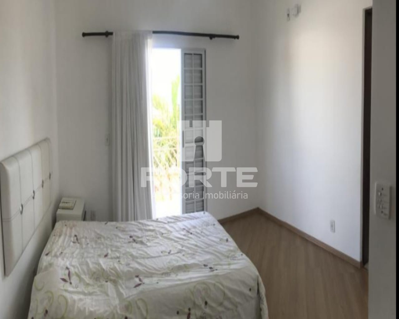 Casa à venda com 3 quartos, 300m² - Foto 15