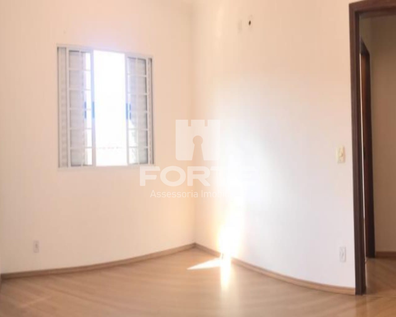 Casa à venda com 3 quartos, 300m² - Foto 12