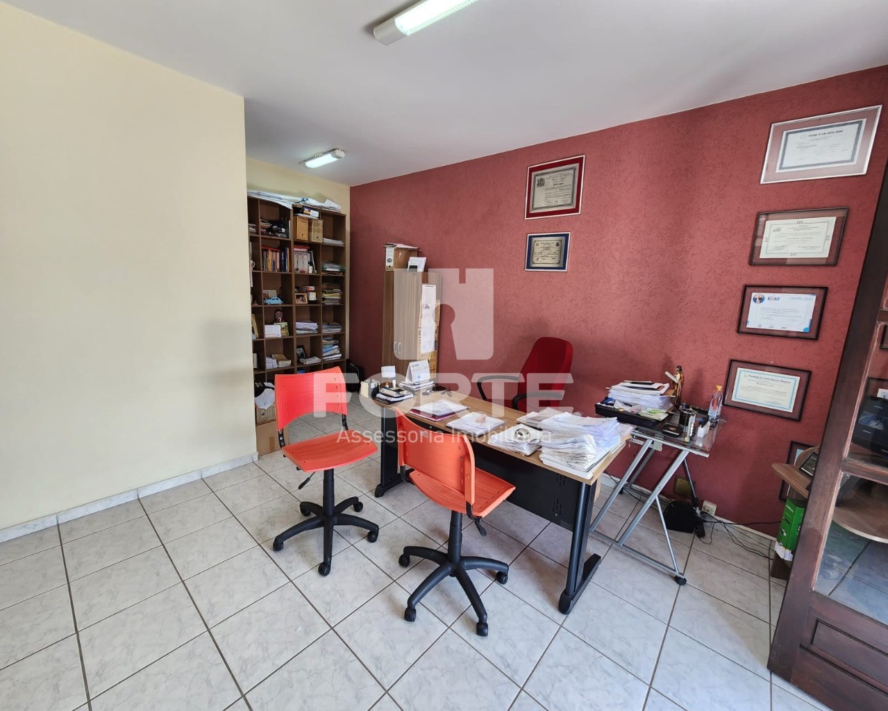 Prédio Inteiro à venda com 5 quartos, 301m² - Foto 3