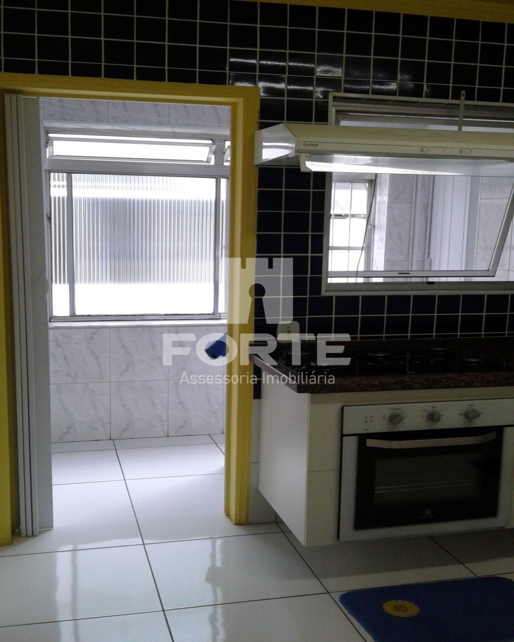 Apartamento à venda com 2 quartos, 82m² - Foto 3