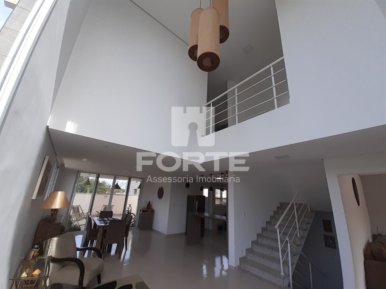 Casa à venda com 3 quartos, 290m² - Foto 8