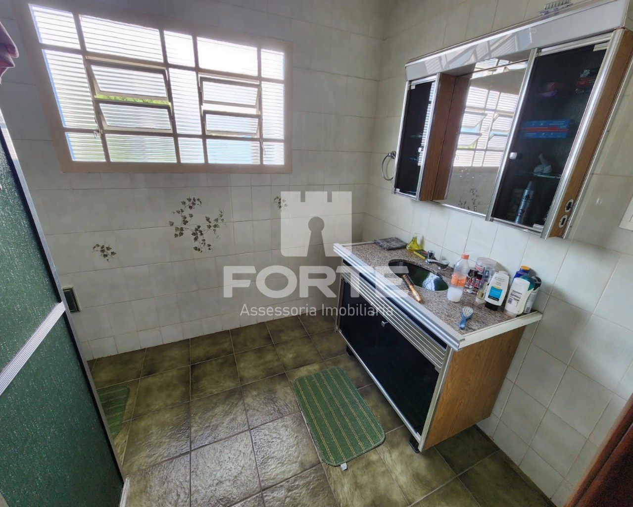 Prédio Inteiro à venda com 5 quartos, 301m² - Foto 2